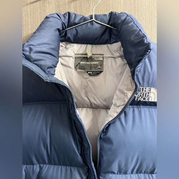 The North Face “1970s First ascents” TNF 700 down vest Large - Picture 4 of 5